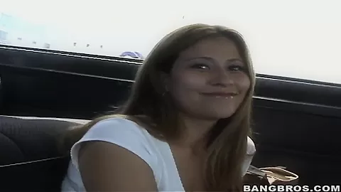 Amateur girl Orianna will be fucked on the bus