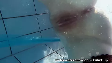 UnderwaterShow Video: Petra