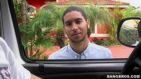 Amateur latina Ariel Monroe gets fimned from car