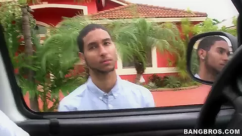 Amateur latina Ariel Monroe gets fimned from car