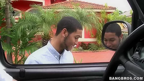 Amateur latina Ariel Monroe gets fimned from car