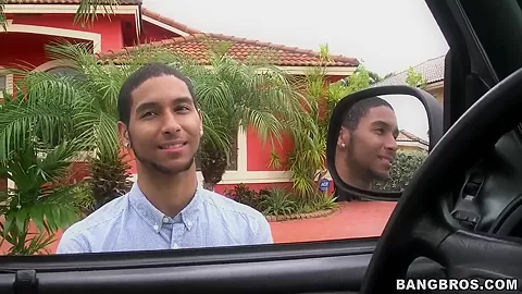 Amateur latina Ariel Monroe gets fimned from car