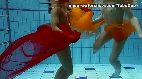 UnderwaterShow Video: Krasula Fedorchuk and Liza Rachinska