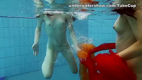 UnderwaterShow Video: Krasula Fedorchuk and Liza Rachinska