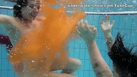 UnderwaterShow Video: Sara Bombina and Gazel Podvodkova