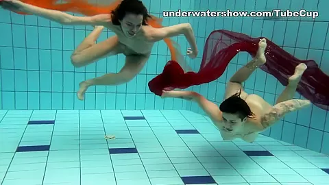 UnderwaterShow Video: Sara Bombina and Gazel Podvodkova