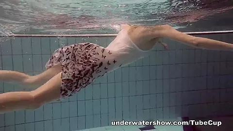 UnderwaterShow Video: Katya Okunewa