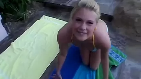 Petite teen 18+ masturbates outdoors