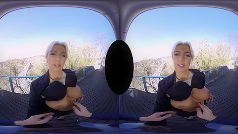 Gwendolyn's Big Boobs - RealityLovers