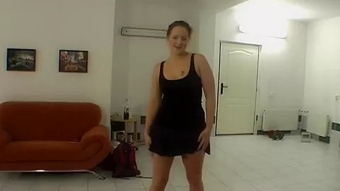 Natural czech chick does amazing lapdance