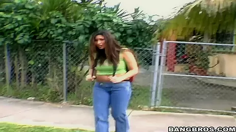 Big Titted Babe Gets Picked Up To Ride The Bang Bus