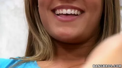Nikki has some foot fetish fun