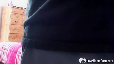 Sexy girl and her man love to fondle