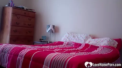 Sexy girl and her man love to fondle