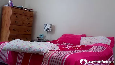 Sexy girl and her man love to fondle