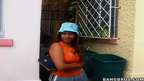Jenny shows off her stuff on cam