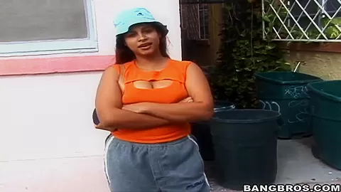 Jenny shows off her stuff on cam