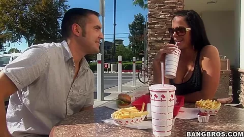 Savannah spends some time with a fan
