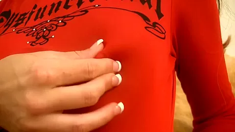 Sweet teen loves playing with her pussy