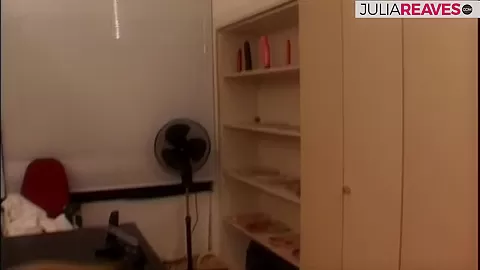Totally dirty sprayed in the face
