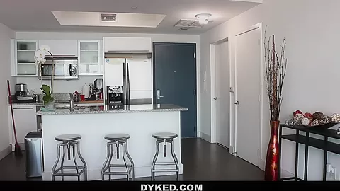 Dyked- teen 18+ Tied up & Finger Fucked by Hot Milf