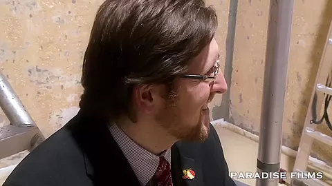 Two German Chicks Give Amazing Oral Action To One Lucky