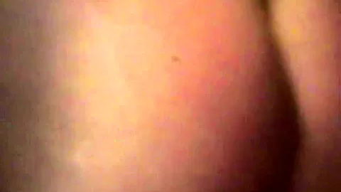 Hot Babe Showing big breast in shower while shaving