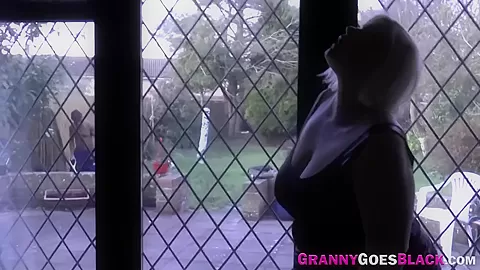 Big titty granny sucking cock