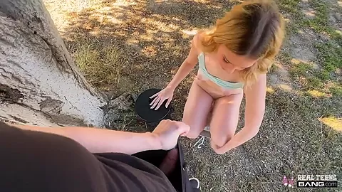 18 Gives A Great Blowjob In The Park Before Fucking Hard Back Home - Sophia Sterling