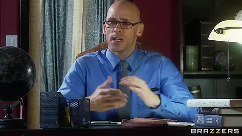 The sex therapist hard fucks patient's wife
