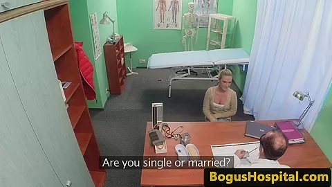 Amateur patient fucked by european doctor