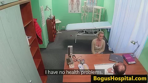 Amateur patient fucked by european doctor