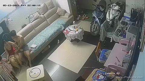 Hackers use the camera to remote monitoring of a lover's home life.607