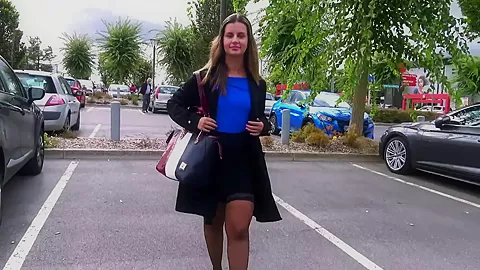 Marina, 20, sociology student 18+ in Paris!