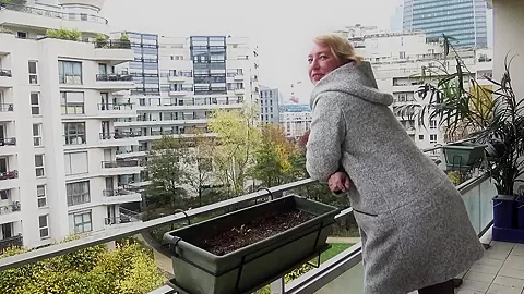 Calinette, 49 years old, secretary in Liège!