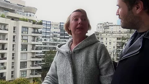 Calinette, 49 years old, secretary in Liège!