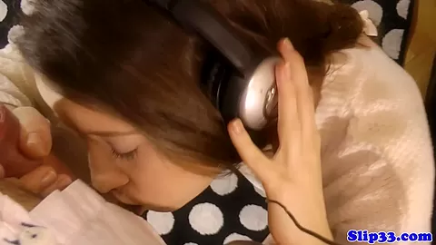 Casted stunning eurobabe gives geriatric head