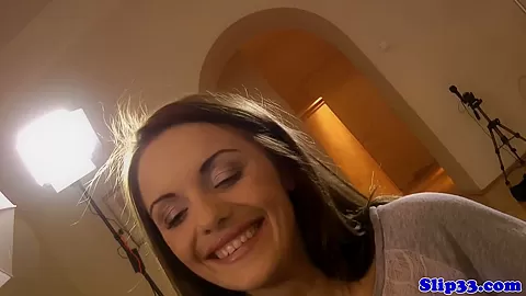 Amateur eurobabe fucks british geriatric pov