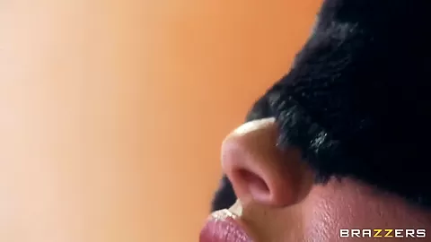 The blindfold babe and the big nice dick in her holes