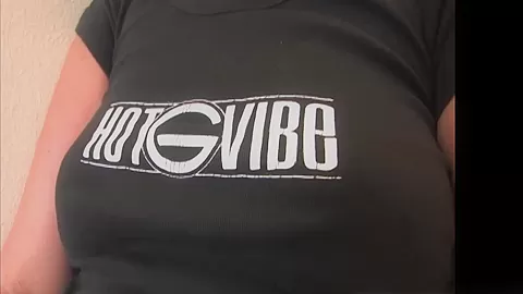 Thick Brunette rubs and fingers herself in Bathroom