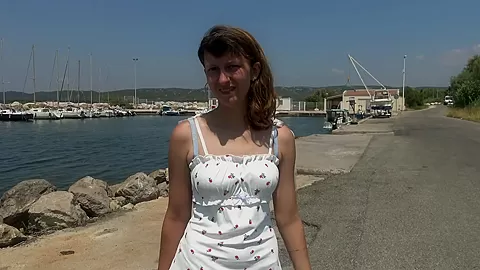 Melany, 23, model living in Lyon!