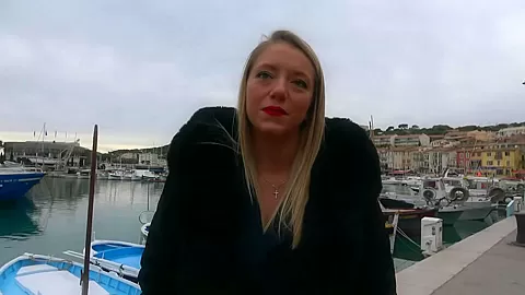 An atomic bomb in Cassis!