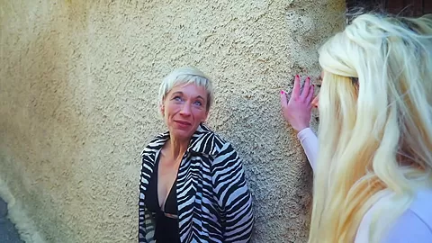 Malvina, 45 years old, life assistant!