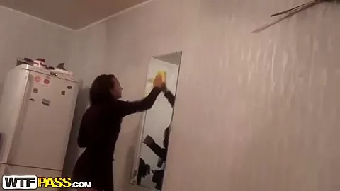 Nickel takes off cloths and pleases her boyfriend