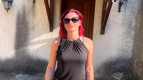 Sally, 35, manager of an equestrian center in Montauban!