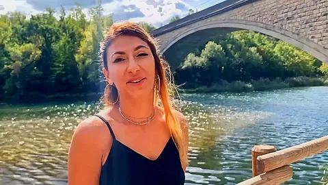 Stella, 29, nurse in Aix-en-Provence!