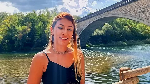 Stella, 29, nurse in Aix-en-Provence!
