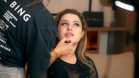 Amandine Pellissard, Chat-Bite and Charles Vassal: from TV to sex!