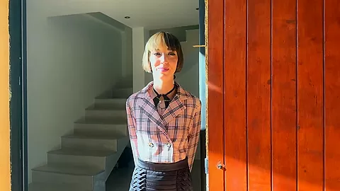 Oney, 23, welcomes us to her home in Aix-en-Provence to try... anal!