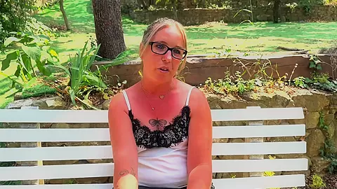 Marie, 35, beautician in Avignon!